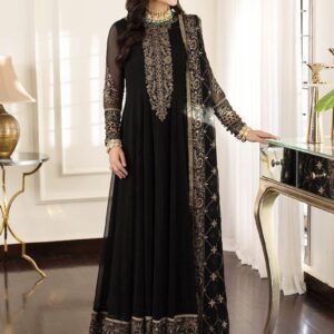 Chiffon embroidered lehenga with alternate sleeves & body, paired with a four-side embroidered net dupatta and malai trouser. ✨